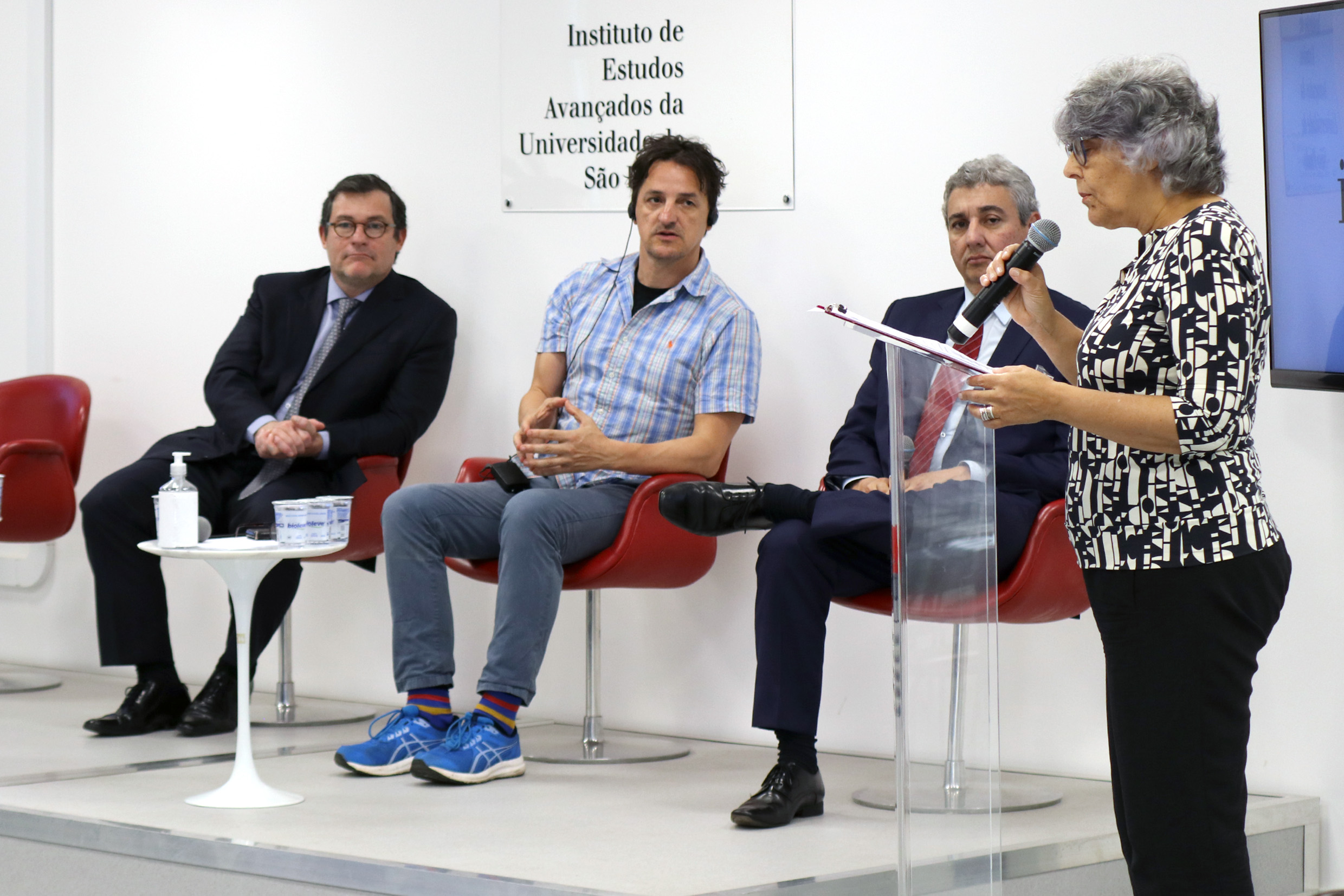 A partir da esquerda, Cristiano Maronna, Steve Rolles, Vladimir Saboia e Maria Cristina Gonçalves Vicentin 