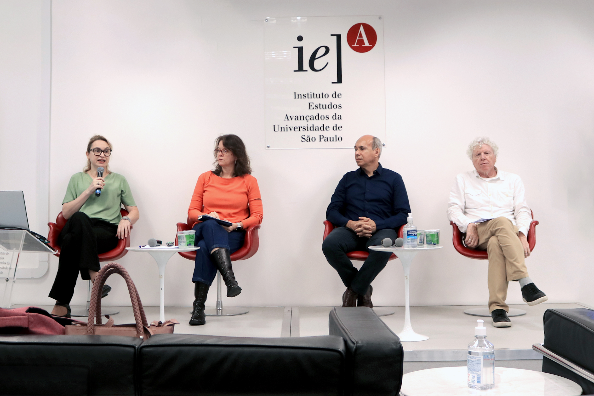 Ana Paula Fracalanza, Vanessa Empinotti , Wagner Costa Ribeiro 