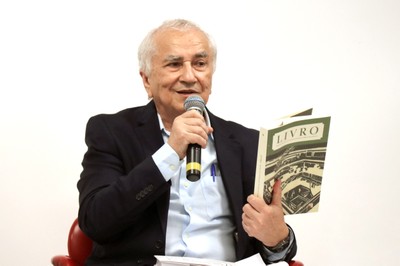 Plínio Martins Filho faz a abertura do evento