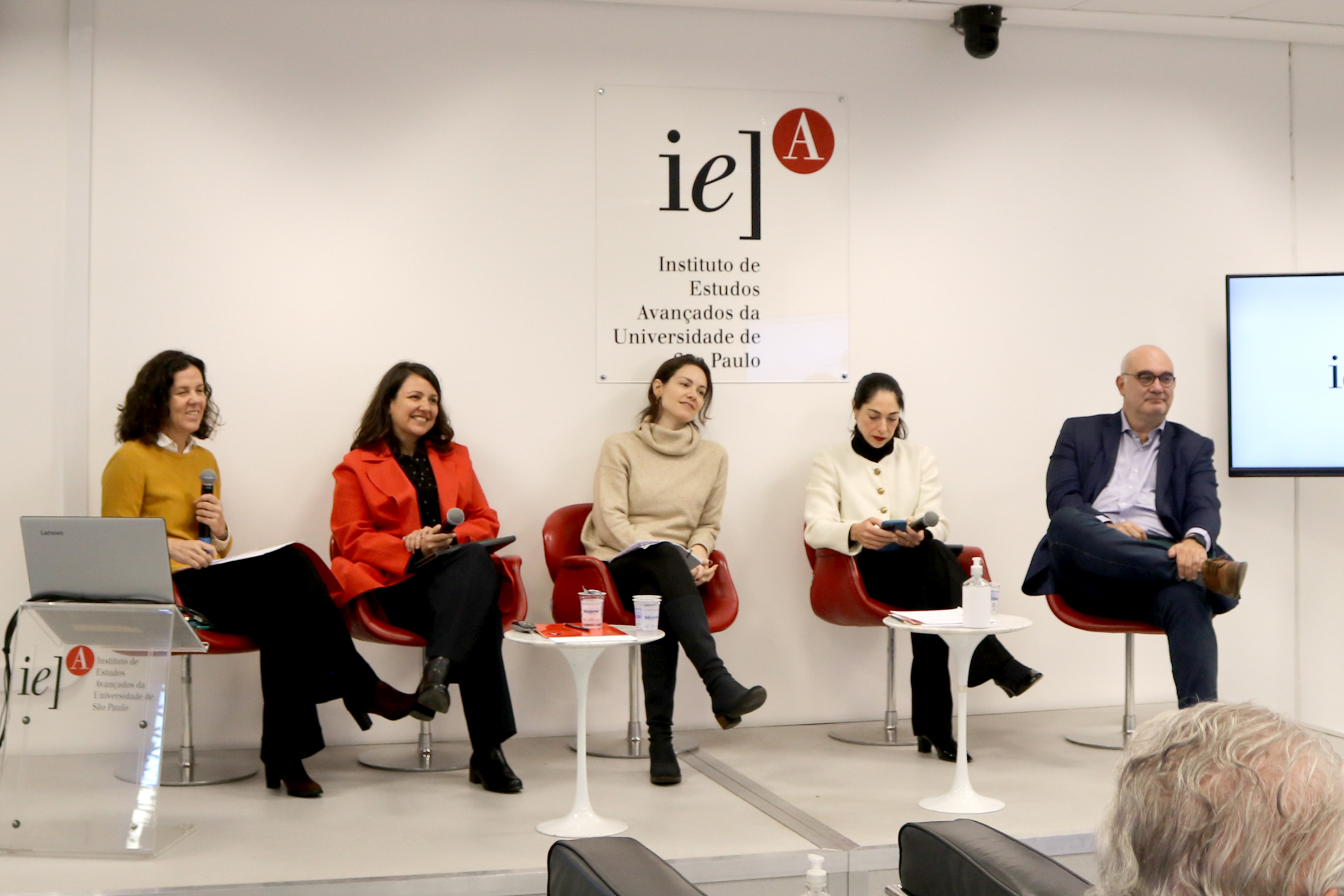 Camila Maleronka, Claudia Caparelli,  Carolina Mota Mourão, Vera Monteiro e Danilo Igliori