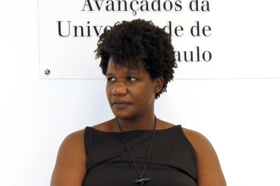 Adriana Alves 