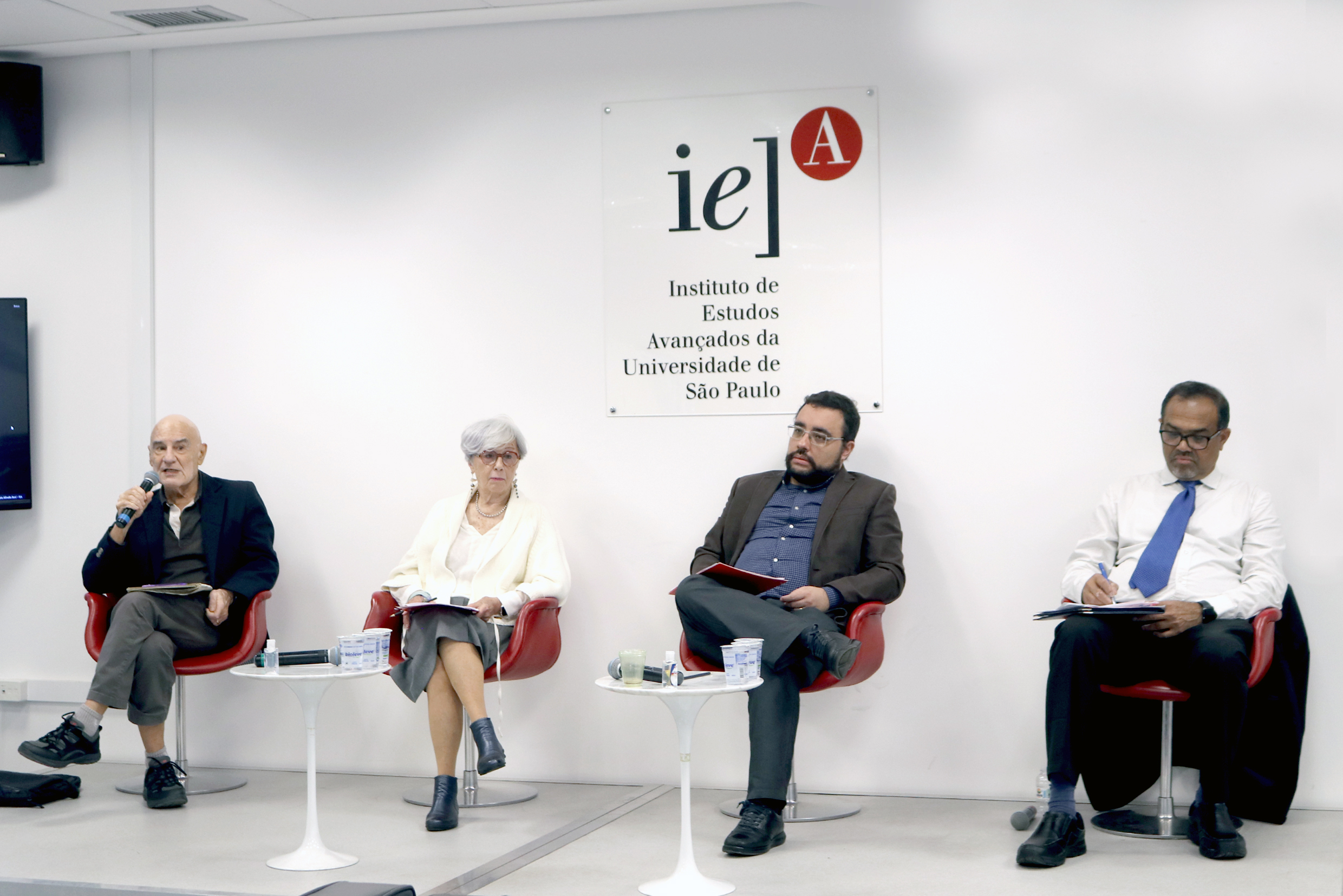 Eduardo Viola, Lourdes Sola, Vinícius Rodrigues Vieira e Thazha Varkey Paul