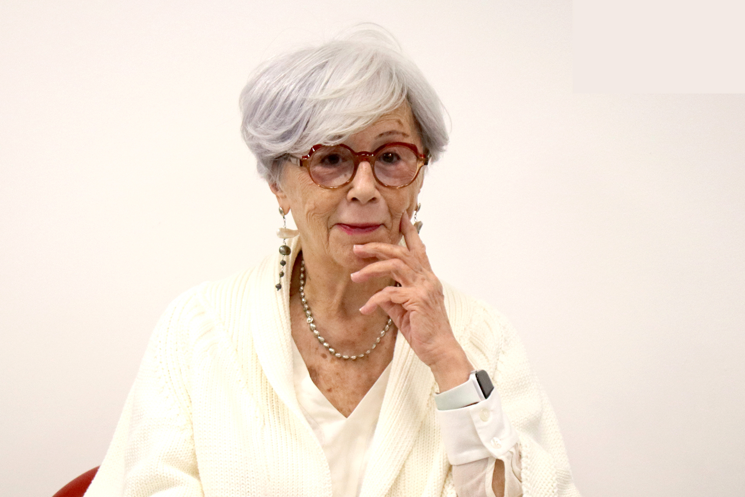 Lourdes Sola