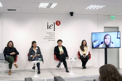 Fabiana Severi, Ana Gabriela Mendes Braga, Mariângela Magalhães Gomes,  Juliana Fontana Moyses e Priscilla Cardoso Rodriguez, via vídeo-conferência