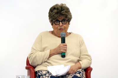 Regina Silveira 