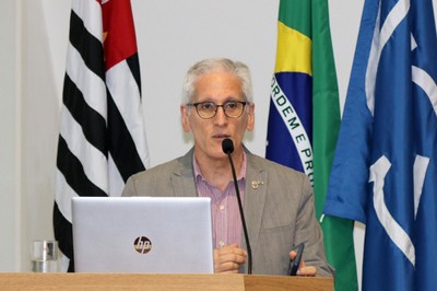 Paulo Nussenzveig abre o evento