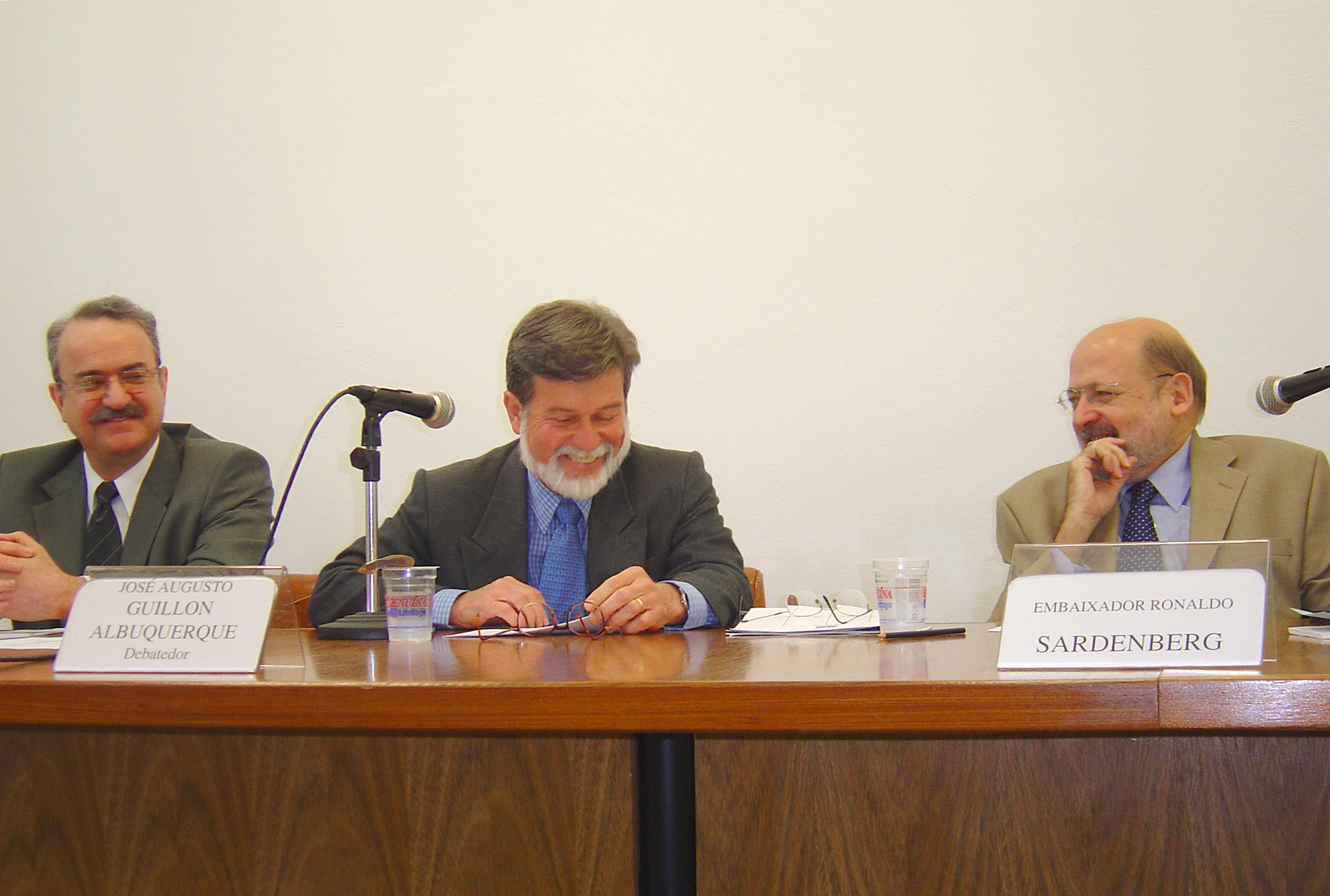 Carlos Eduardo Lins da Silva, José Augusto Guilhon Albuquerque e Ronaldo Mota Sardenberg