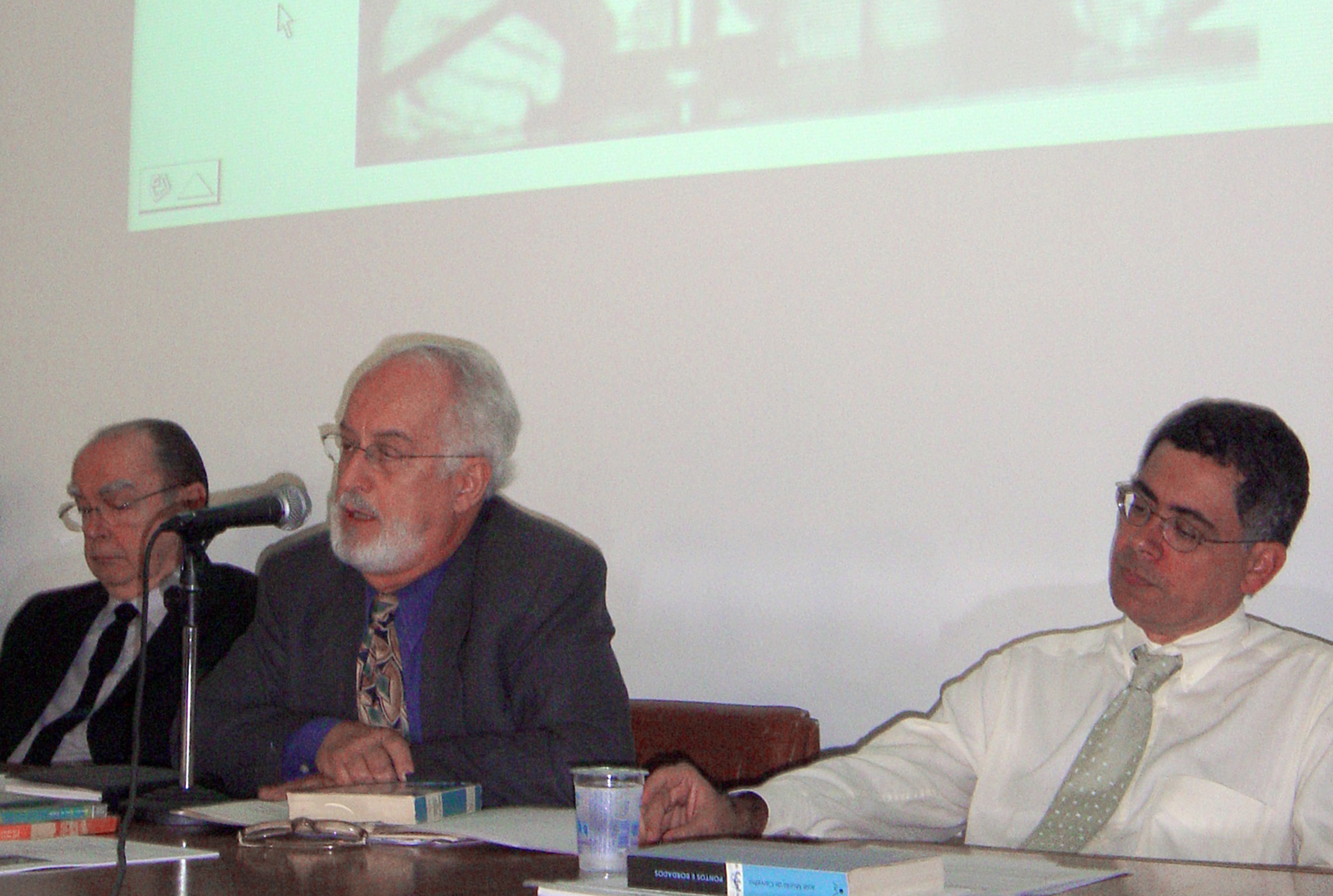 Nestor Goulart Reis, Carlos Guilherme Mota e Tarcísio Costa