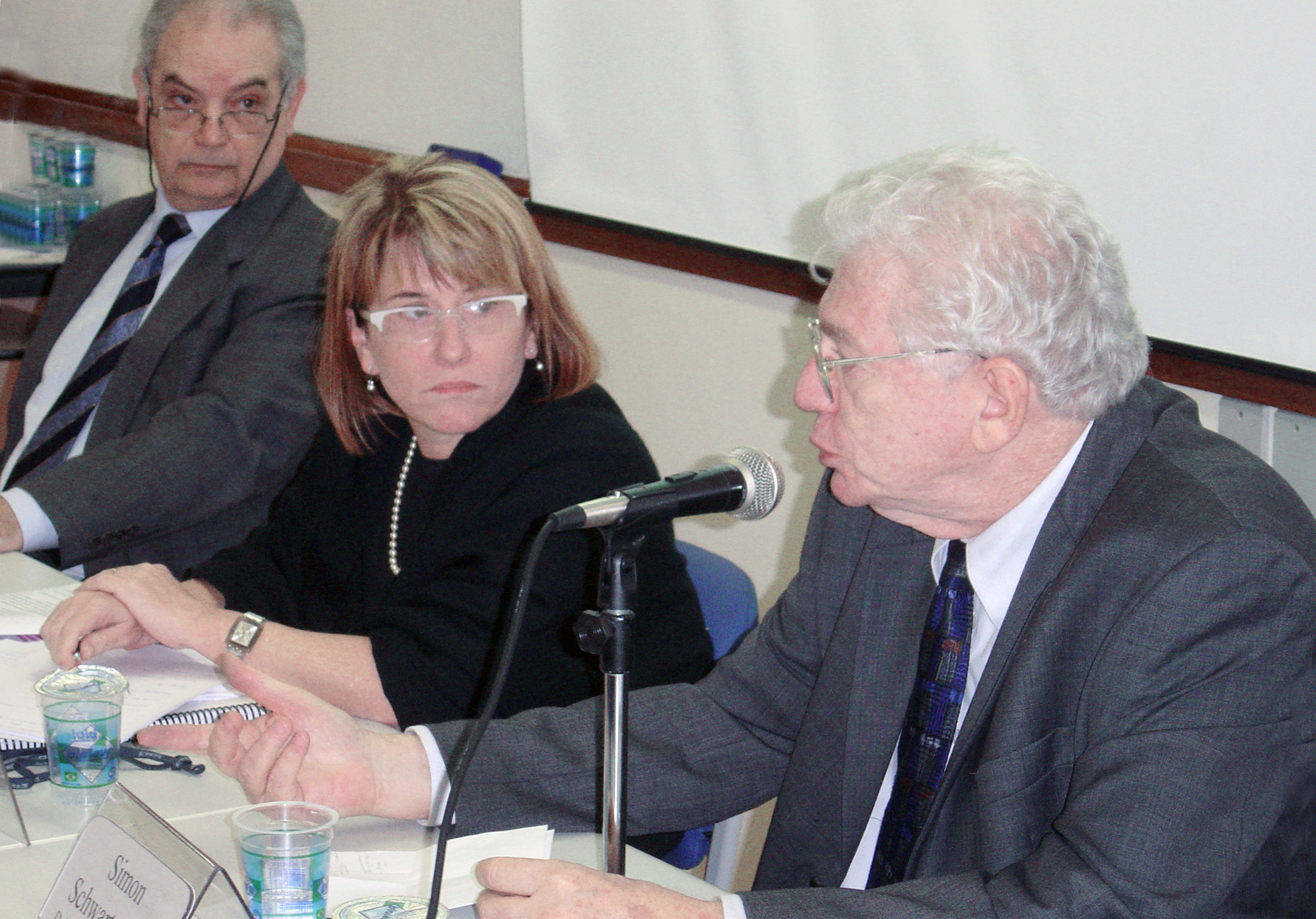 Guilherme Leite da Silva Dias, Angela Maria Cohen Uller e Simon Schwartzman