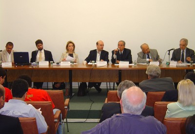 Antonio Carlos Robert de Moraes, Ricardo Sennes, Nina Ranieri, Sérgio Fausto, Sebastião Velasco e Cruz, Oliveiros Ferreira e Guilherme Leite da Silva Dias 