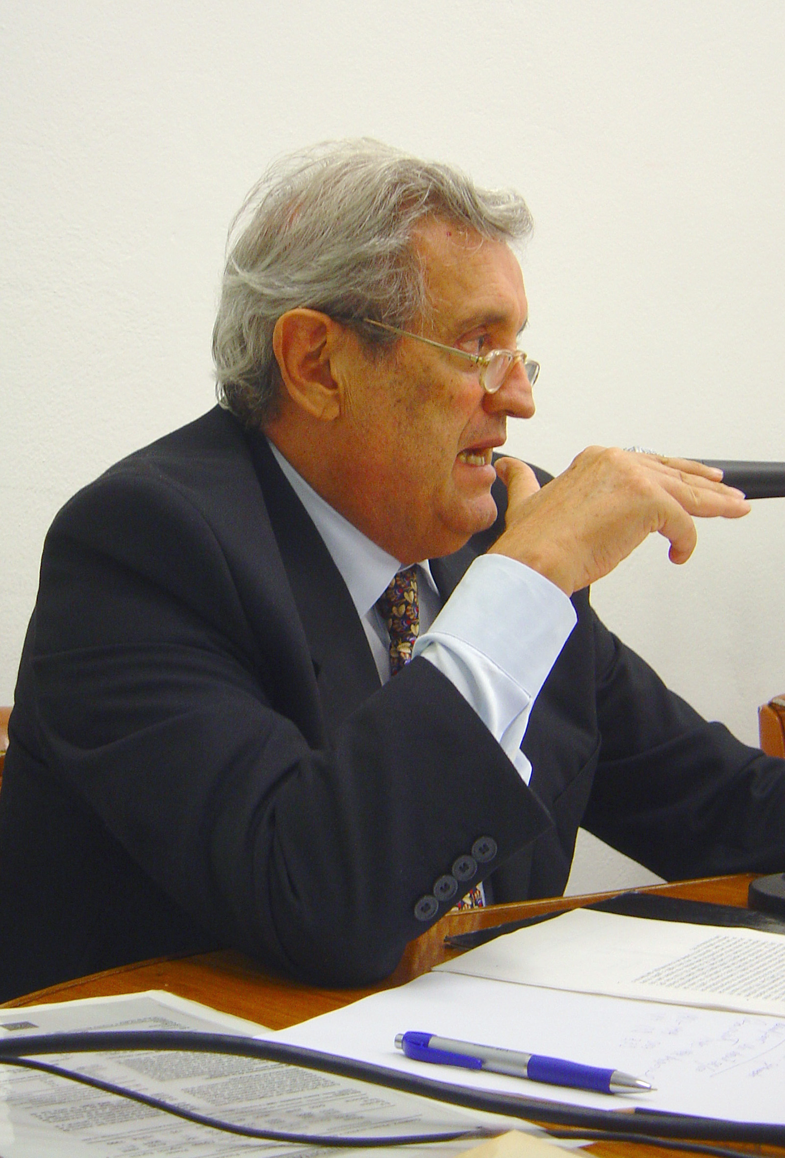 Oswaldo Ubríaco Lopes