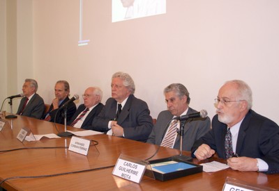 Alfredo Bosi, Sérgio Mascarenhas, José Goldemberg, João Steiner, Armando Corbani Ferraz e Carlos Guilherme Mota