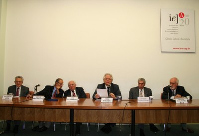 Alfredo Bosi, Sérgio Mascarenhas, José Goldemberg, João Steiner, Armando Corbani Ferraz e Carlos Guilherme Mota