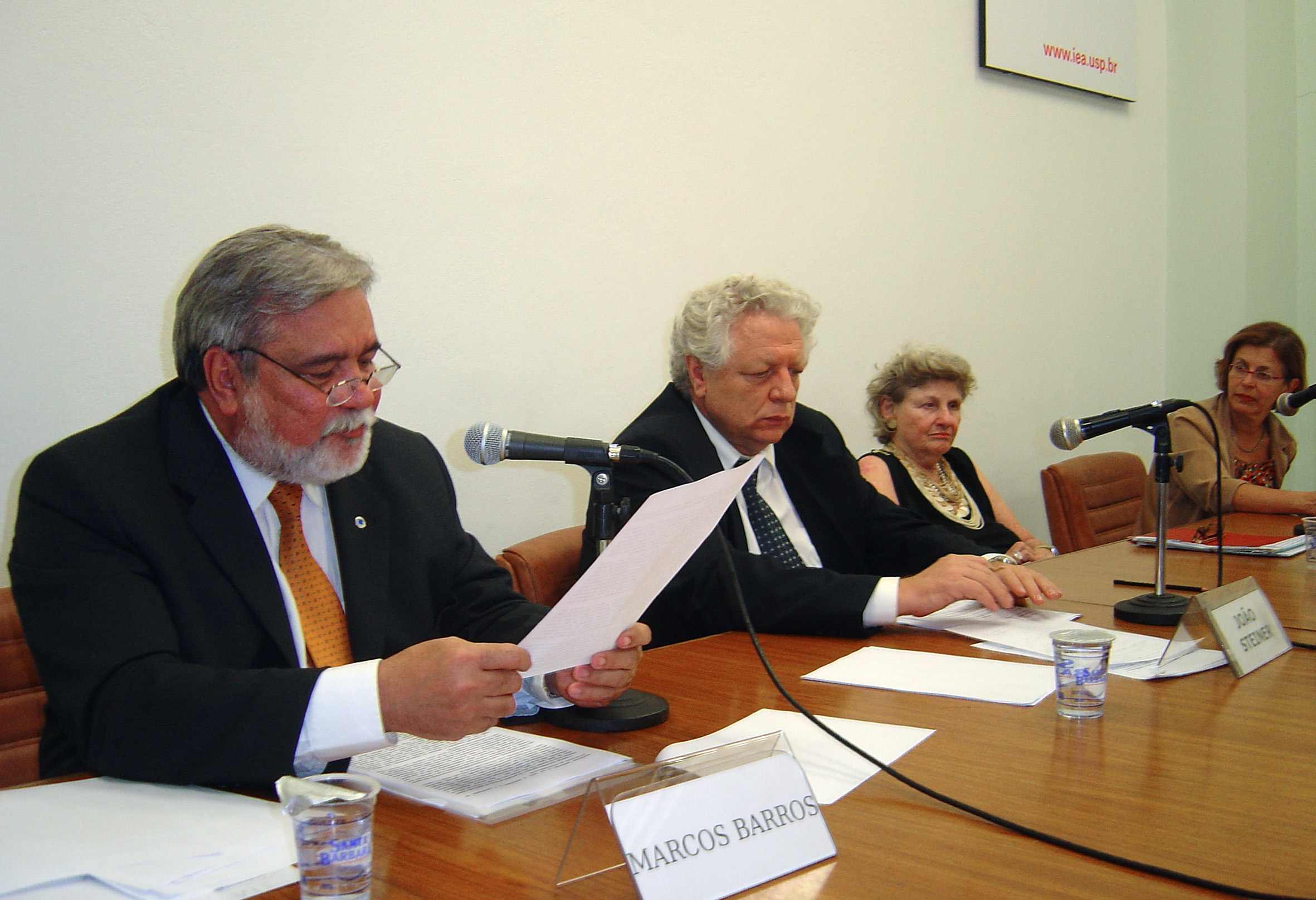 Marcos Barros, João Steiner, Bertha Becker e Neli Aparecida de Mello-Théry