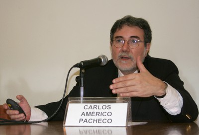 Carlos Américo Pacheco