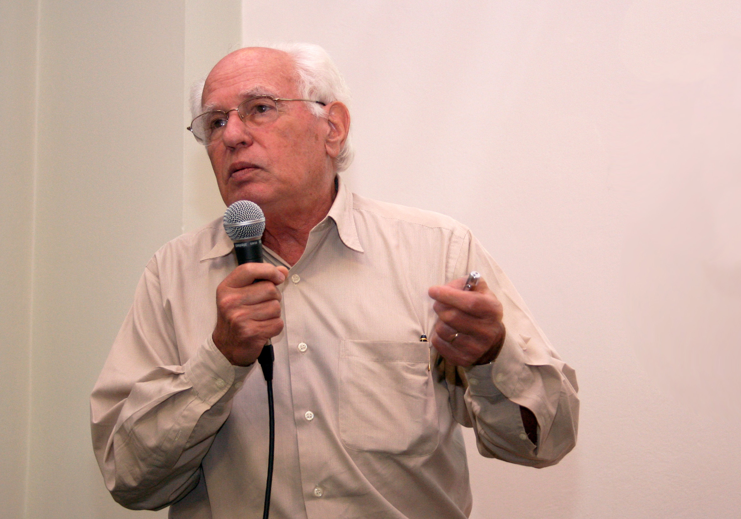 José Goldemberg