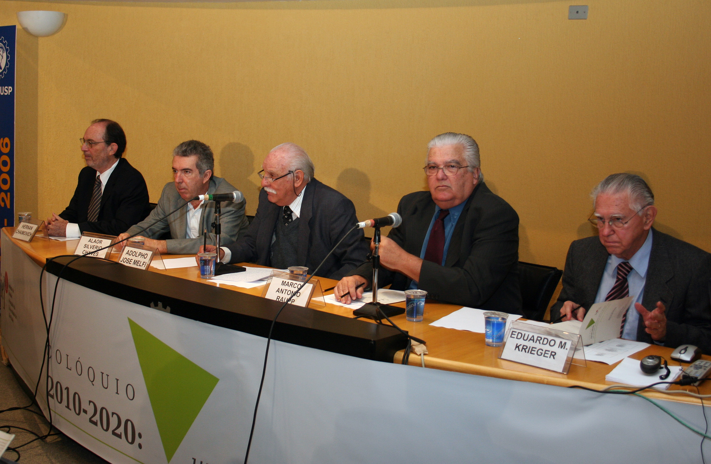 Hernan Chaimovich, Alaor Silverio Chaves, Adolpho José Melfi, Marco Antonio Raupp e Eduardo Moacyr Krieger