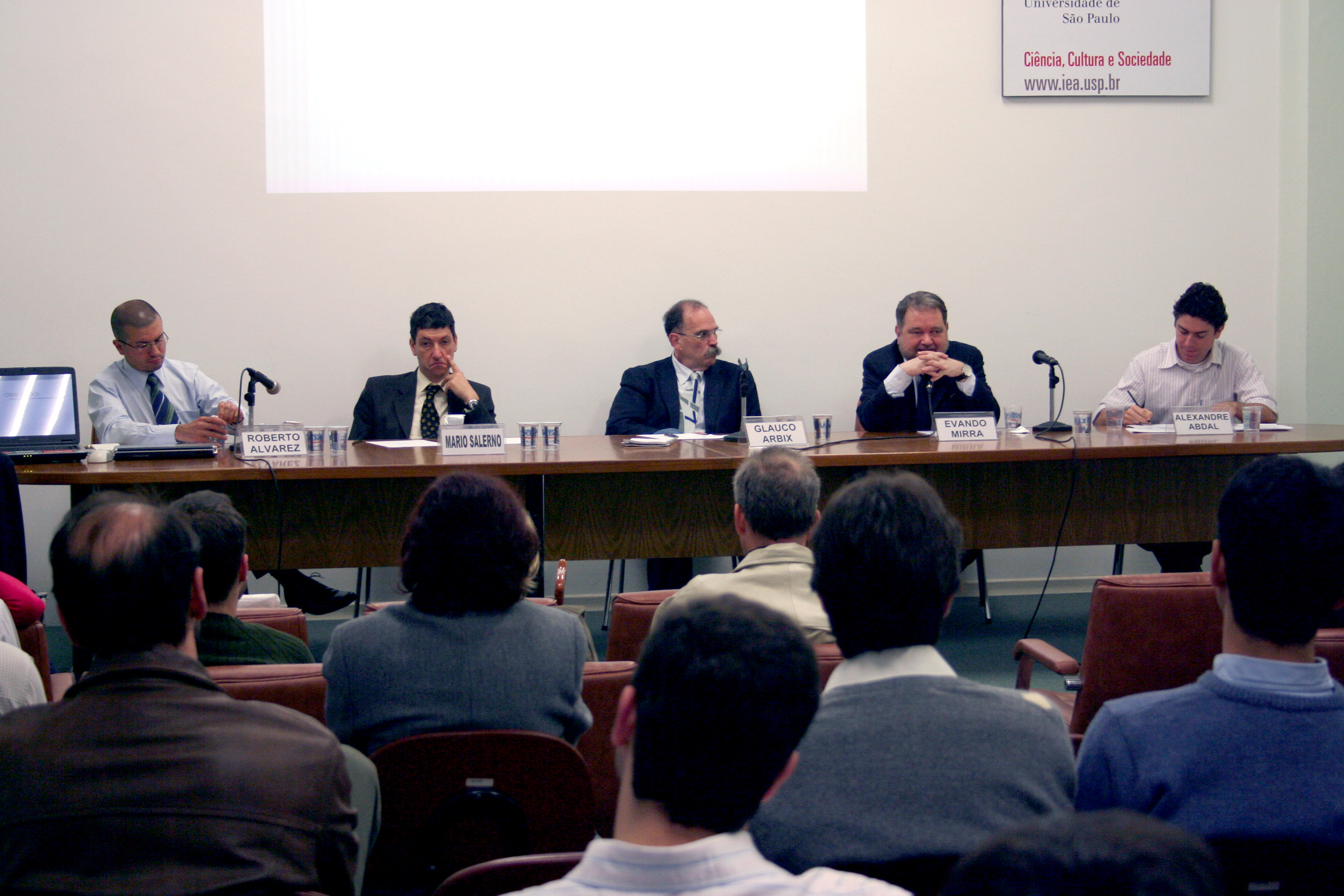 Roberto Alvarez, Mário Sérgio Salerno, Glauco Arbix, Evandro Mirra e Alexandre Abdal
