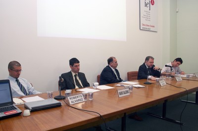Roberto Alvarez, Mário Sérgio Salerno, Glauco Arbix, Evandro Mirra e Alexandre Abdal