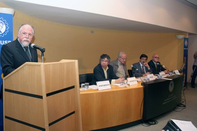 Jacques Marcovitch, Otaviano Canuto dos Santos Filho, César Ades, Carlos Roberto Azzoni e James T. Wright