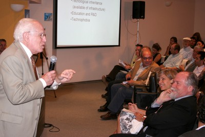 José Goldemberg