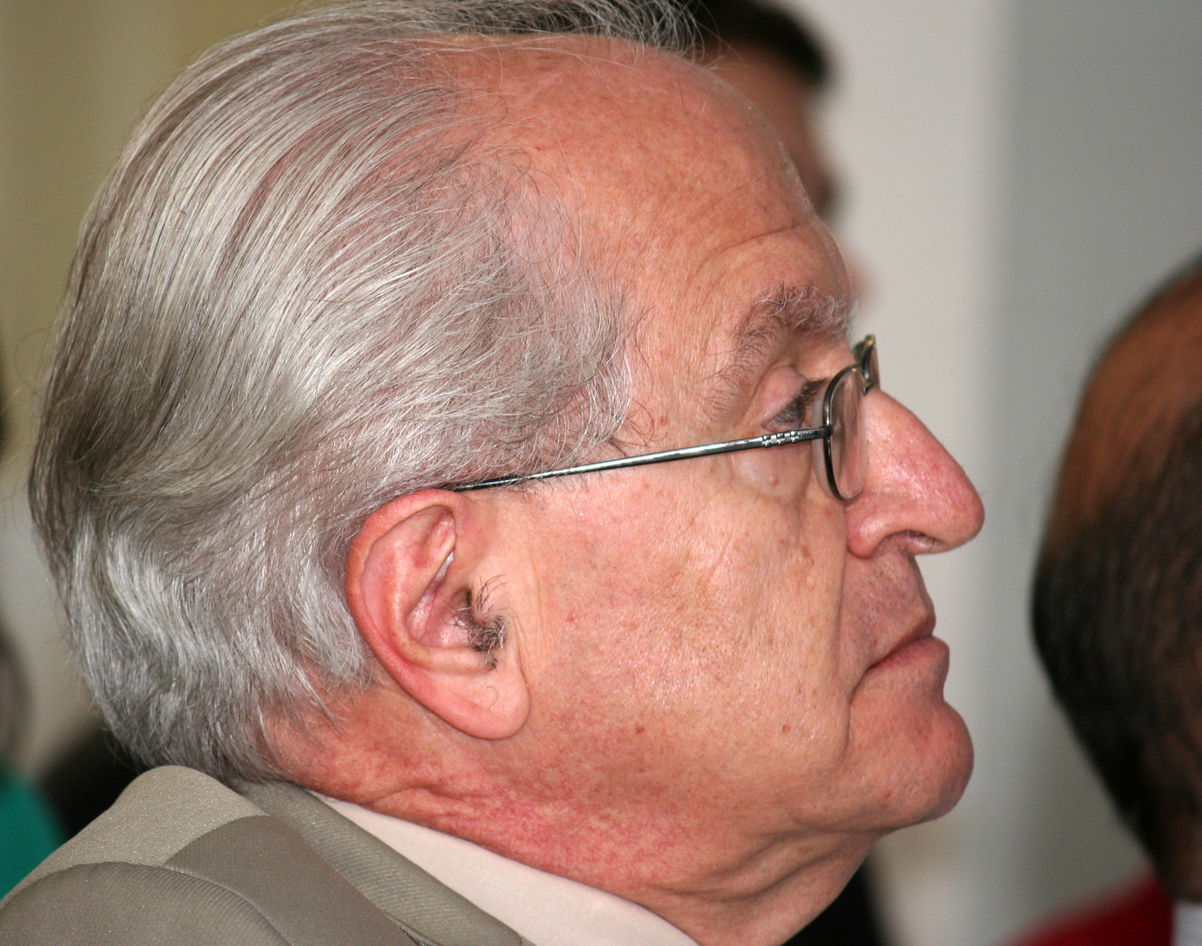 César Ades