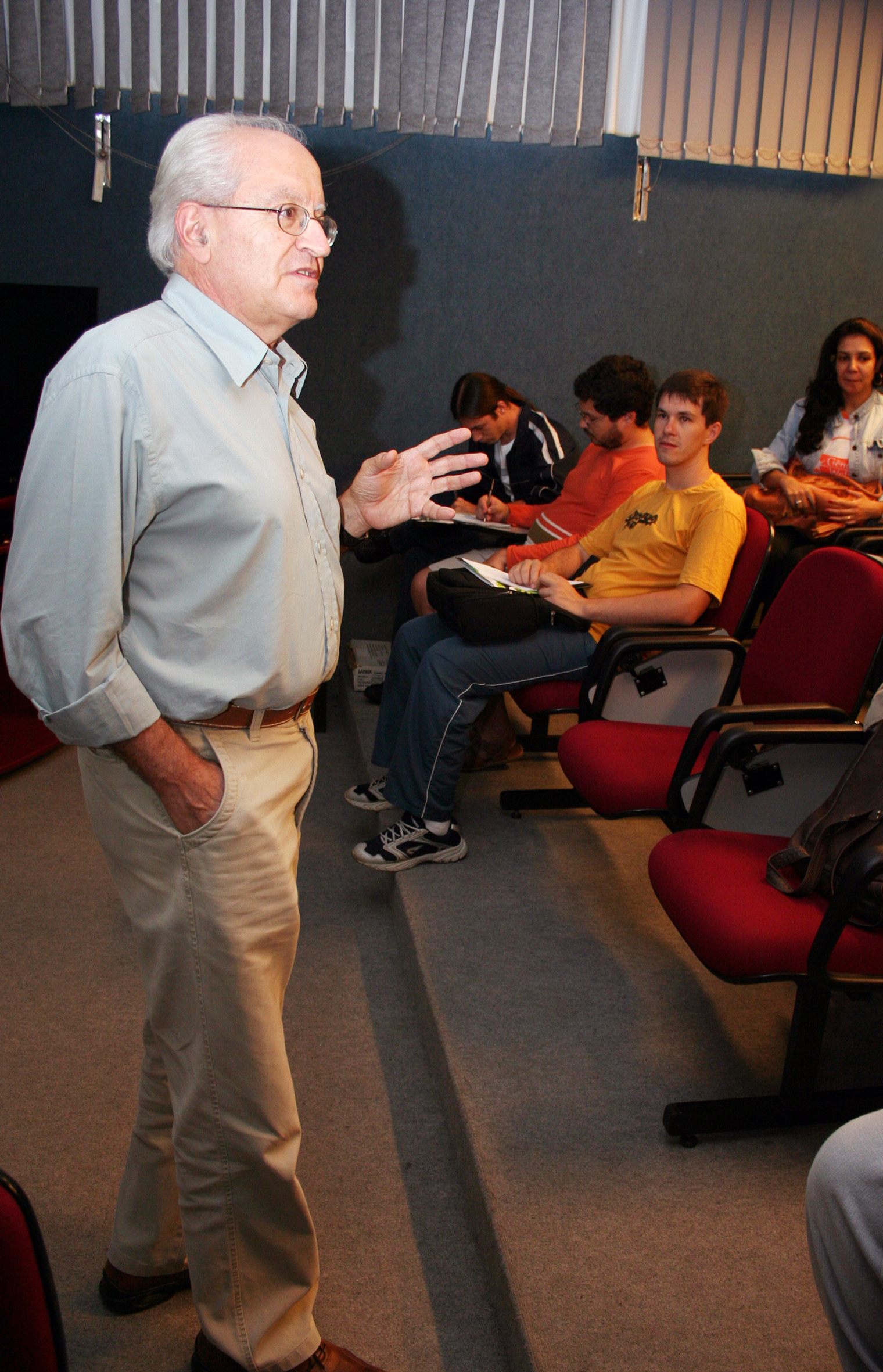 César Ades
