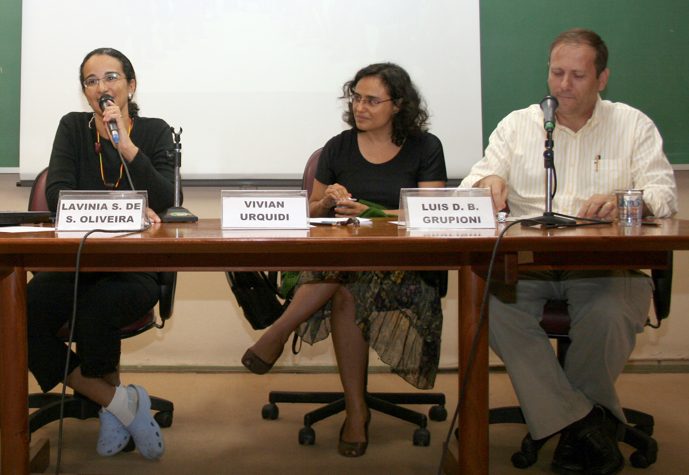 Lavínia Santos de Souza Oliveira, Vivian Urquidi e Luis Donisete Grupioni