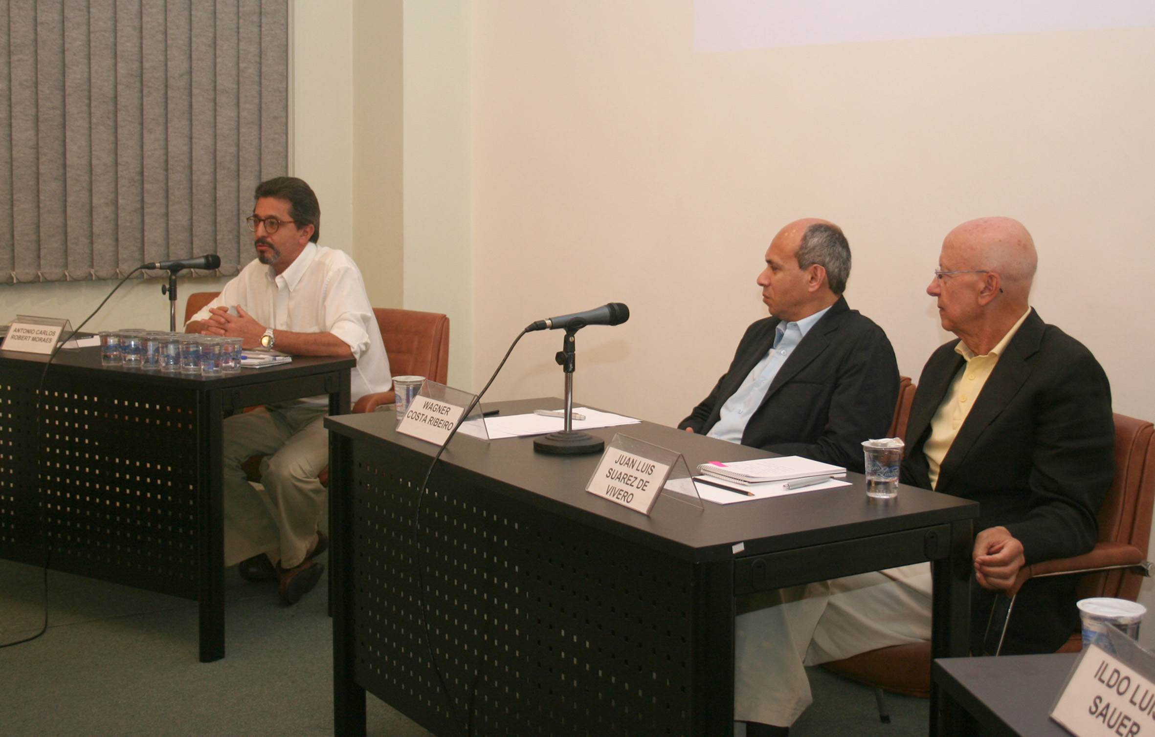 Antonio Carlos Robert Moraes, Wagner Costa Ribeiro e Juan Luis Suárez de Vivero