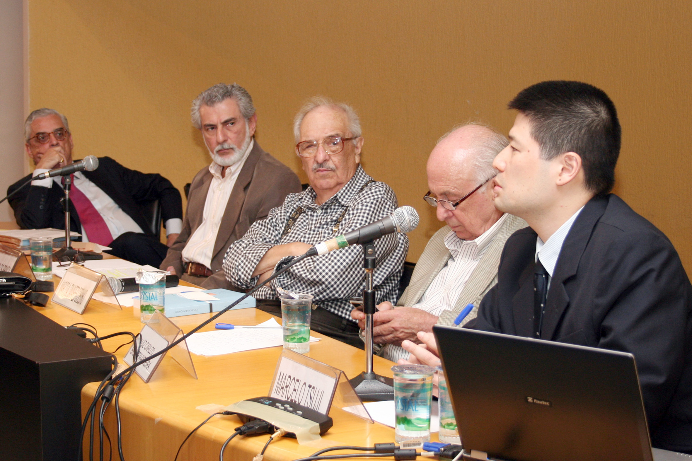 Geraldo Forbes, José Carlos Braga, Marco Antonio Coelho, Luiz Carlos Bresser Pereira e Marcelo Tsuji