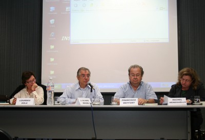 Lourdes Sola, José Álvaro Moisés, Francisco Weffort e Rachel Meneguello