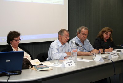 Lourdes Sola, José Álvaro Moisés, Francisco Weffort e Rachel Meneguello