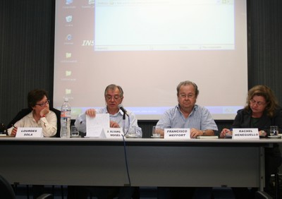 Lourdes Sola, José Álvaro Moisés, Francisco Weffort e Rachel Meneguello