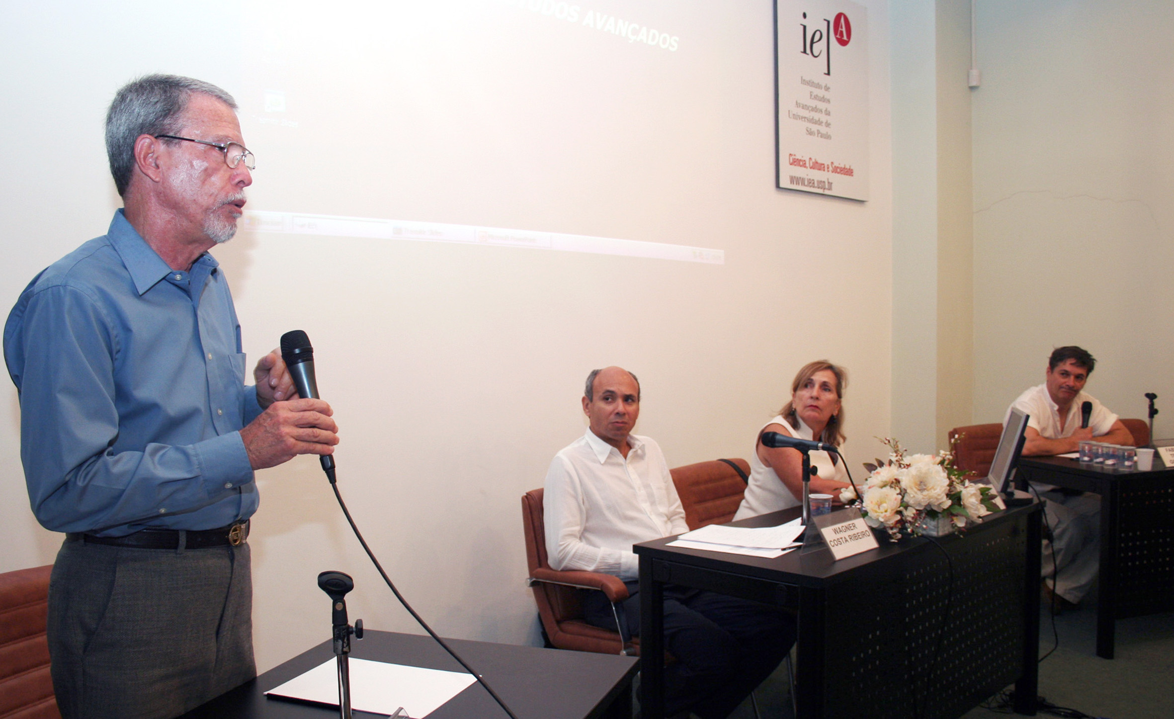 Luís Bartolomé Lecha Estela, Wagner Costa Ribeiro, Helena Ribeiro e Fábio Luiz Teixeira Gonçalves