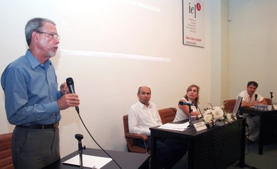 Luís Bartolomé Lecha Estela, Wagner Costa Ribeiro, Helena Ribeiro e Fábio Luiz Teixeira Gonçalves