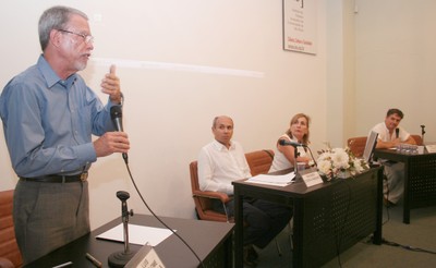 Luís Bartolomé Lecha Estela, Wagner Costa Ribeiro, Helena Ribeiro e Fábio Luiz Teixeira Gonçalves