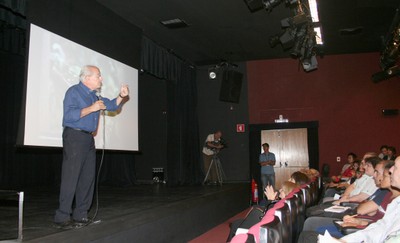 César Ades