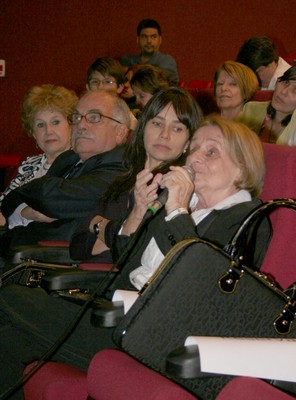 Particpante do evento durante debate