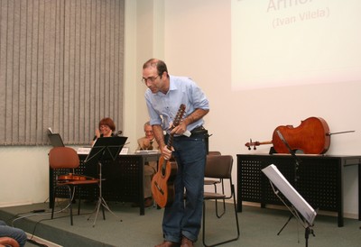 Ivan Vilela finaliza agradece ao público