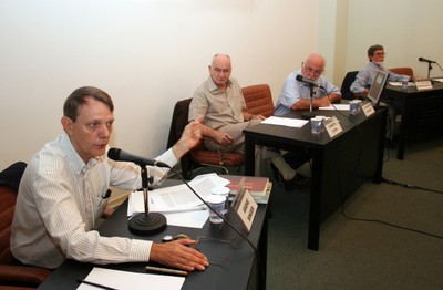 André Singer, Gabriel Cohn, Luiz Carlos Bresser-Pereira e José Augusto Guilhon de Albuquerque
