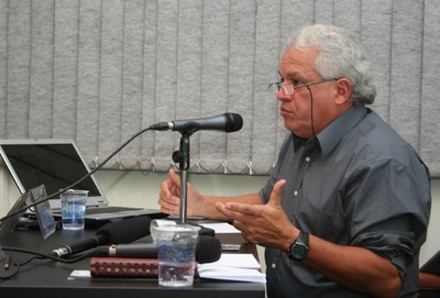Ariovaldo Umbelino de Oliveira