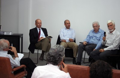 Leandro Piquet Carneiro, André Portela Souza, Simon Schwartzman e Edmar Bacha