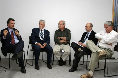 Ricardo Caldas, Guillermo Juan Creus, César Ades, Pedro Paulo Funari e Maurício Loureiro