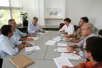 José Aquiles Baesso Grimoni, Cláudio Sérgio Pannuti, Antonio Vargas de Oliveira, Maria Ângela Faggin Pereira Leite, José Roberto Machado Cunha da Silva, César Ades e Marilda Gifalli