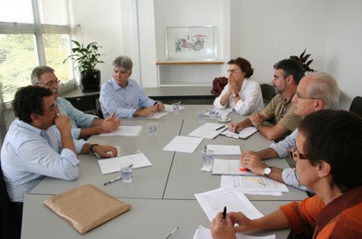 José Aquiles Baesso Grimoni, Cláudio Sérgio Pannuti, Antonio Vargas de Oliveira, Maria Ângela Faggin Pereira Leite, José Roberto Machado Cunha da Silva, César Ades e Marilda Gifalli
