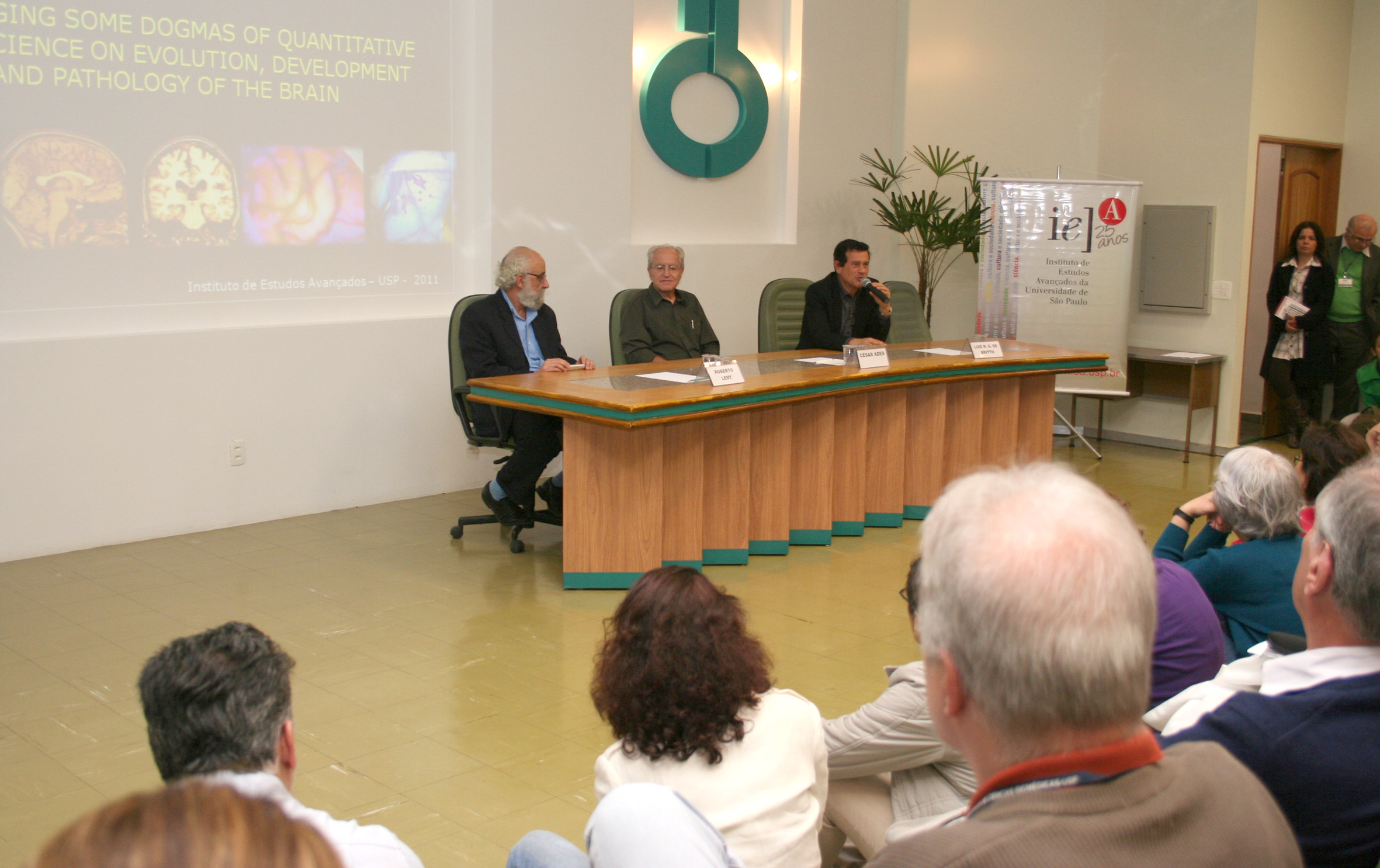 Roberto Lent, César Ades e Luiz Roberto Giorgetti de Brito