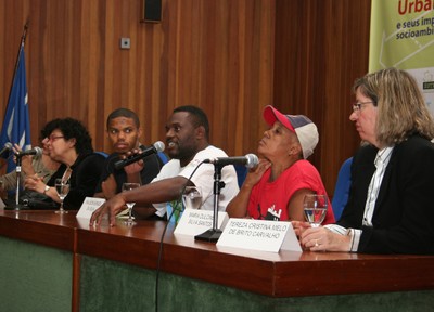 Gina Rizpah Besen, Maria Cecília Loschiavo, Walison Borges da Silva, Maria Dulcinéia Silva Santos e Maria Tereza Cristina Melo de Brito Caravalho
