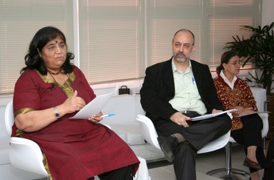 Mridula Mukherjee e Pedro Paulo Funari