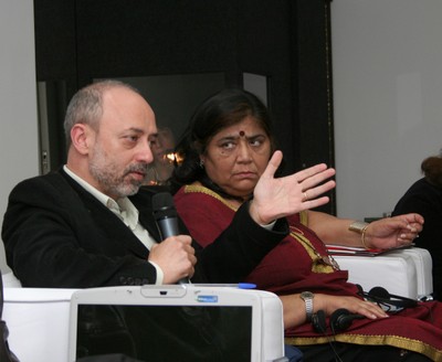 Pedro Paulo Funari e Mridula Mukherjee