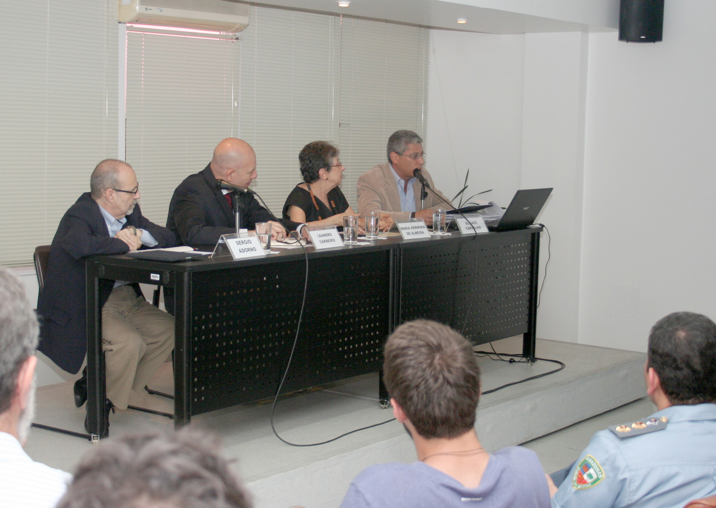 Sérgio Adorno, Leandro Piquet Carneiro, Maria Hermínia Tavares de Almeida e Glauco Carvalho